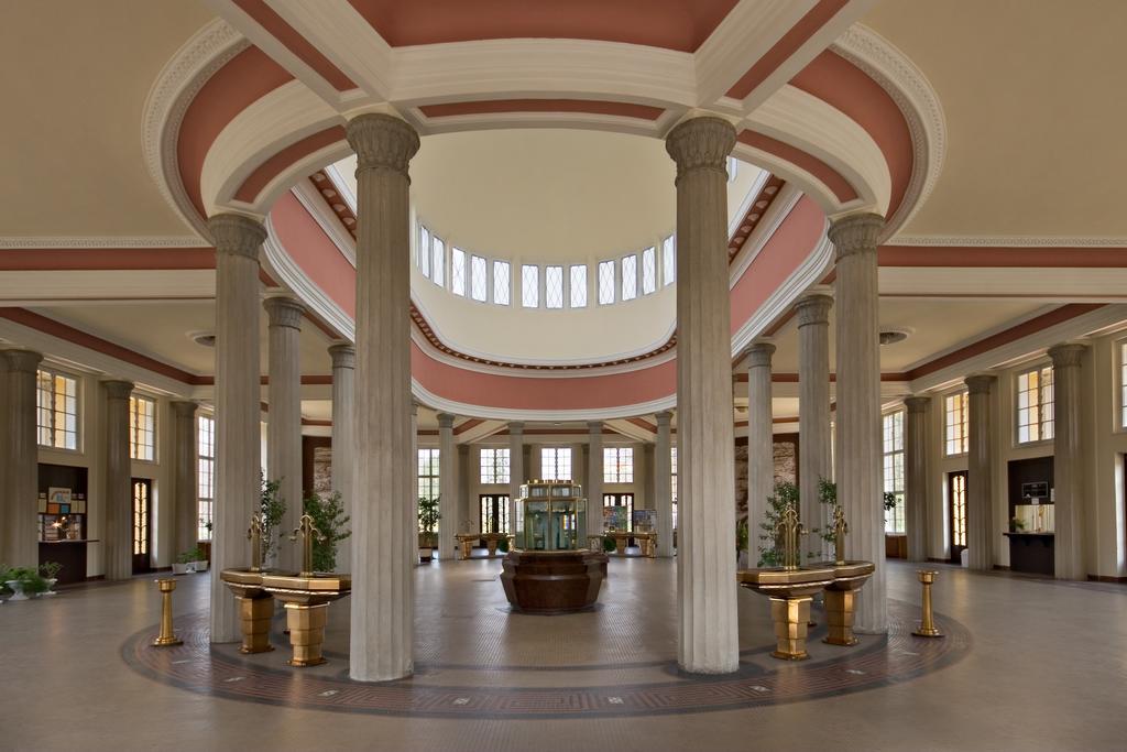 Dr. Adler Spa & Kurhotel Франтишкови-Лазне Экстерьер фото