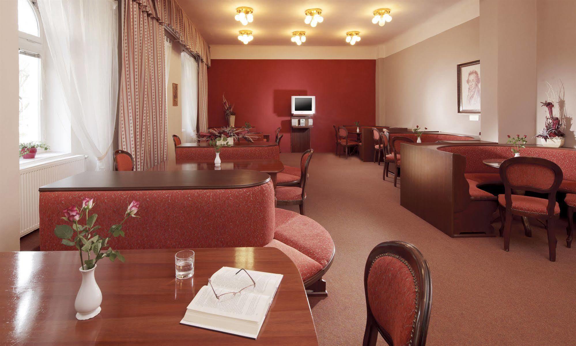 Dr. Adler Spa & Kurhotel Франтишкови-Лазне Экстерьер фото